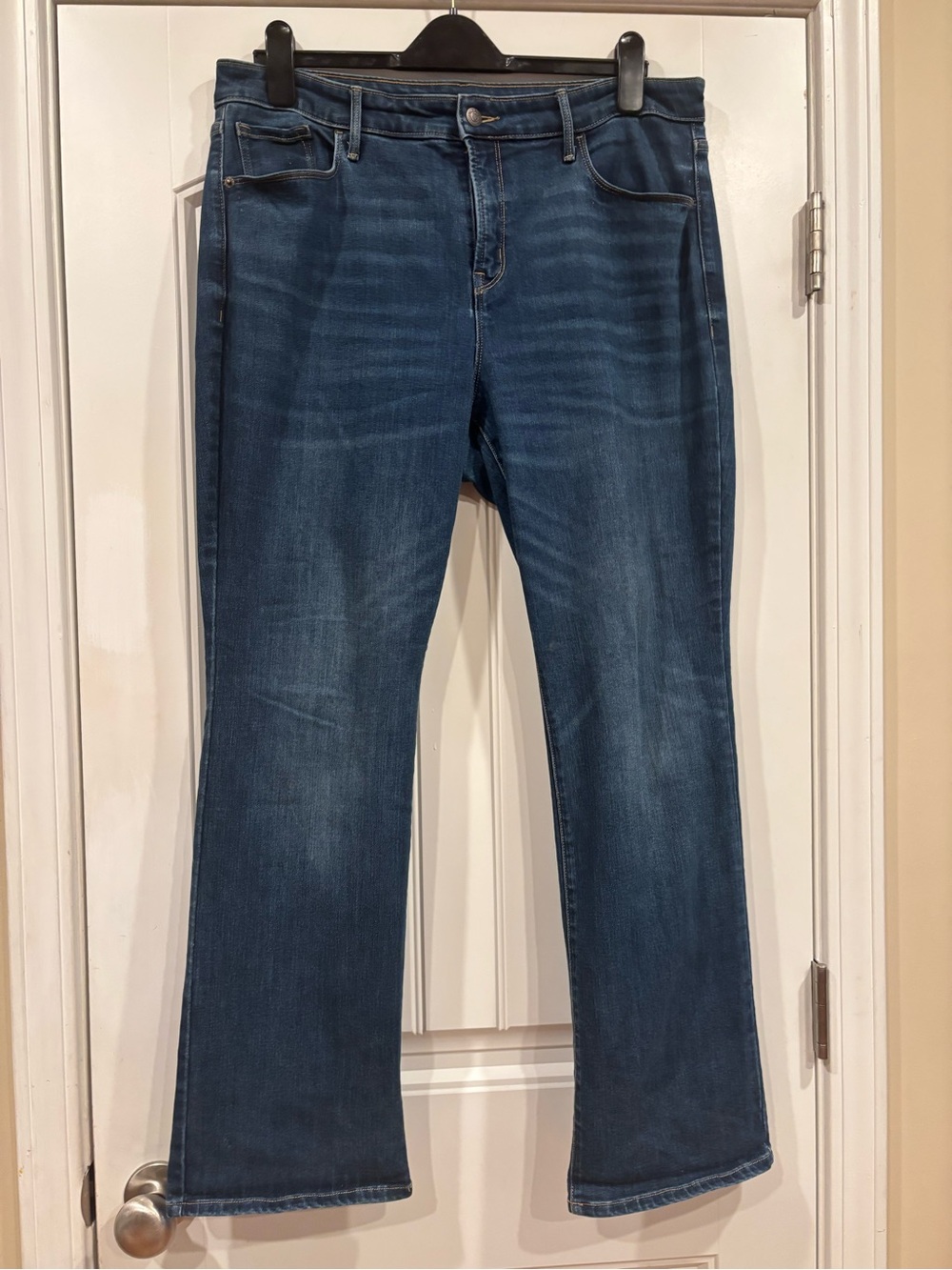 Classic Dark Wash Women’s Jeans Old Navy Kicker Boot Cut - Blue